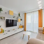 Masterpiece Studio- Free Parking, Wi-fi, Netflix Braşov
