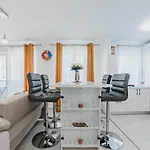 Masterpiece Studio- Free Parking, Wi-fi, Netflix Appartamento *