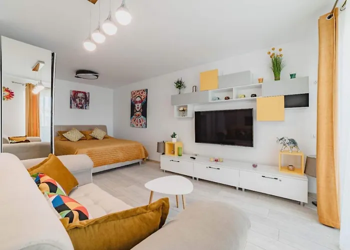 Masterpiece Studio- Free Parking, Wi-fi, Netflix Apartman Brassó