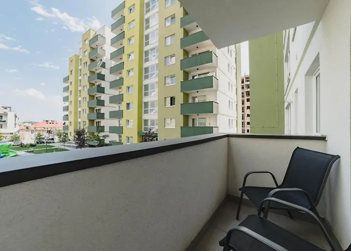 Masterpiece Studio- Free Parking, Wi-fi, Netflix Brassó