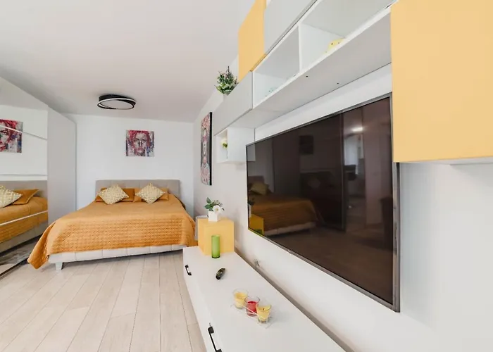 Masterpiece Studio- Free Parking, Wi-fi, Netflix דירה